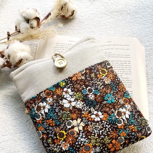 Floral Book Sleeve with Pocket, Padded Book Cover, Protector for Books and Kindles, Bookish Gifts, Book Purse, Book Bag, Book Accessories
