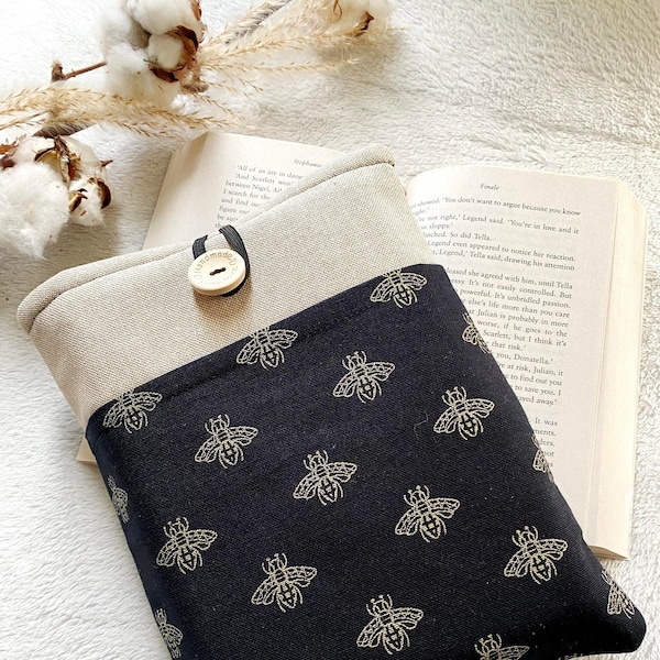 Bee Book Sleeve with Pocket, Padded Book Cover, Protector for Books and Kindles, Bookish Gifts, Book Purse, Book Bag, Book Accessories