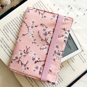 Flowers Kindle Cover With Elastic Closure, Padded Kindle Sleeve, Pink Kindle Pouch, Book Accessories, Pink E-reader Case, Book Lover Gift image 3