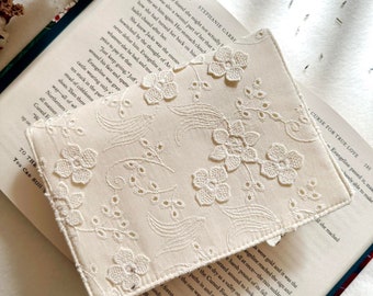 Embroidery Kindle Cover With Elastic Closure, Padded Kindle Sleeve, Flowers Kindle Pouch, Book Accessories, Beige Kindle Case, Bookish Gifts