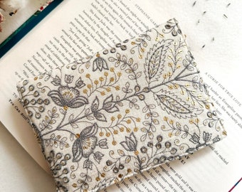 Embroidery Kindle Cover With Elastic Closure, Padded Kindle Sleeve, Flowers Kindle Pouch, Book Accessories, E-reader Case, Book Lover Gift