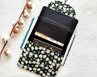 Embroidery Book Purse with Pocket, Padded Book Sleeve, Daisy Book Cover, Book Bag with Zipper, Book Accessories, Bookish Gifts, Book Jacket