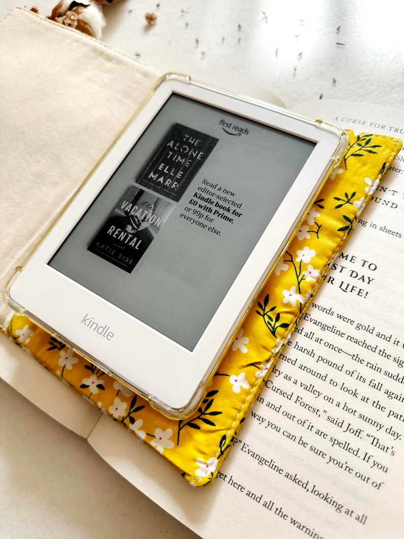 Flowers Kindle Cover With Elastic Closure, Padded Kindle Sleeve, Mustard Kindle Pouch, Book Accessories, E-reader Case, Book Lover Gift image 4