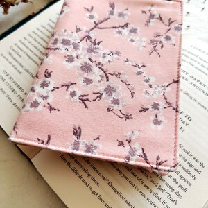 Flowers Kindle Cover With Elastic Closure, Padded Kindle Sleeve, Pink Kindle Pouch, Book Accessories, Pink E-reader Case, Book Lover Gift image 2