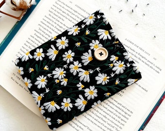 Embroidery Kindle Sleeve, Floral Kindle Paperwhite Case, Padded Kindle Scribe Cover, Book Lover Gift, Book Accessories, Kindle Pouch