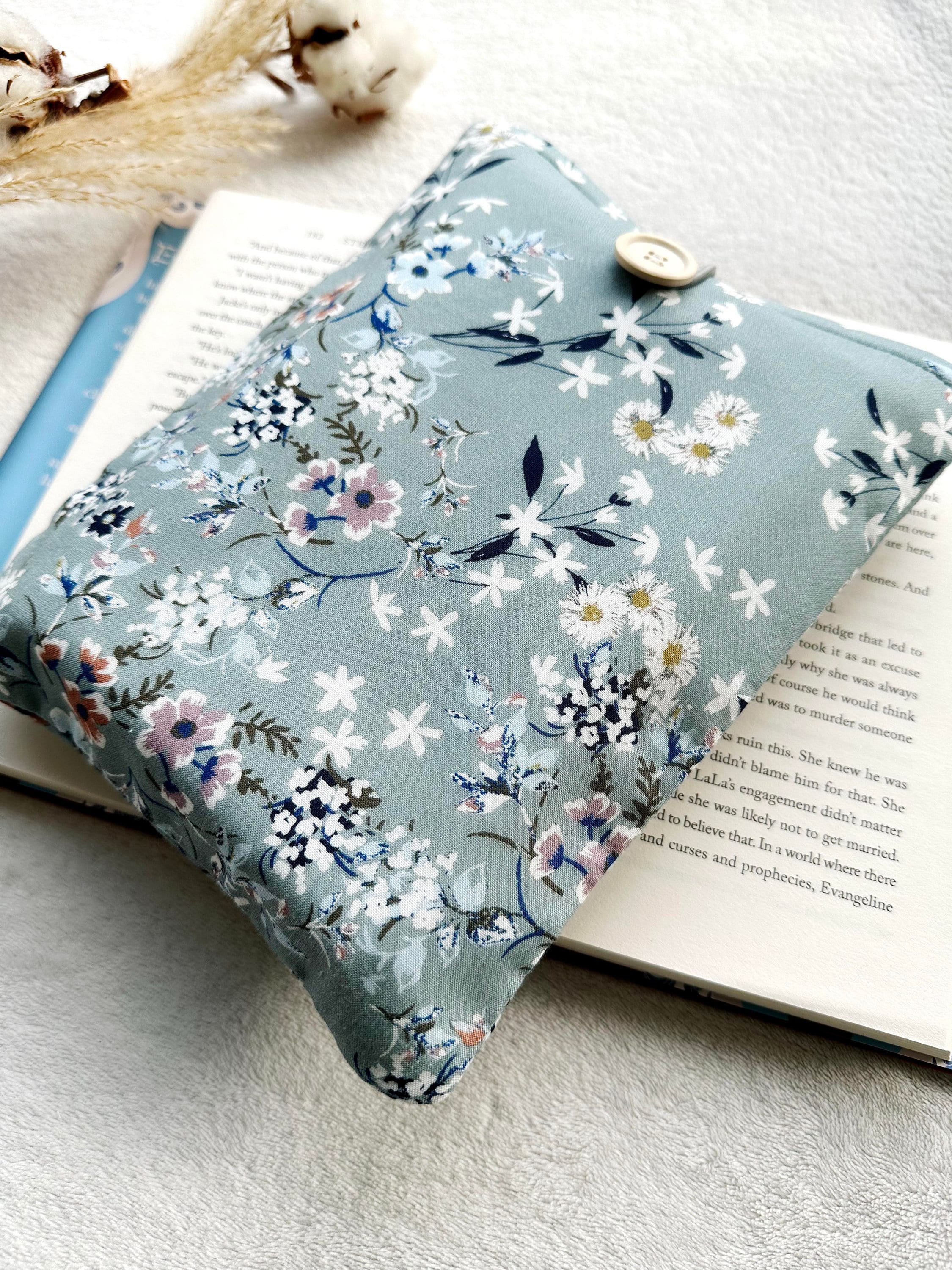 Floral Book Sleeve, Padded Book Cover, Protector for Books and Kindles ...