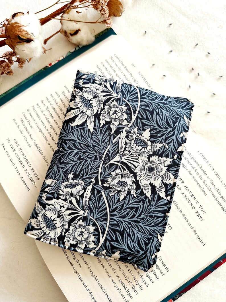 Flowers Kindle Cover With Elastic Closure, Padded Kindle Sleeve, Blue Kindle Pouch, Book Accessories, E-reader Case, Book Lover Gift image 1