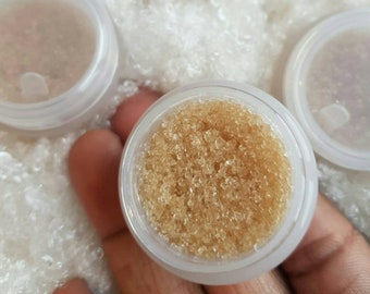 Lip scrub - Honey Flavoured