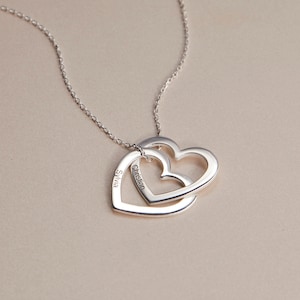 Collar con varios nombres - Collar personalizado con múltiples dijes de corazón - Colgantes con nombre - Collar familiar de plata - Collar con nombre para niños