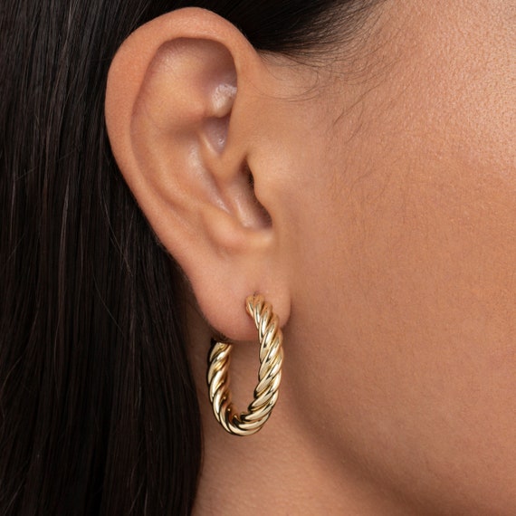 Boucles D'oreilles Pendantes Torsadées Plaqué Or 18 Carats - Marque Bijouxia, Neuves Avec étiquettes