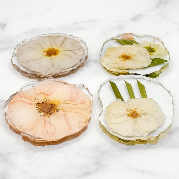 Resin Flower Preservation Epoxy Wedding Flower Coaster Pressed Flower Gift for Bride with Preserved Bouquet Dried Flower Art New Home Decor