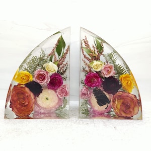 Large (7") wedding bouquet Preserved Flower Bookends, resin bookends, resin preserved bookends, Bouquet Preservation