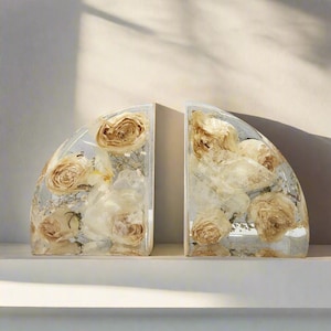 Preserved Wedding Flower Bookends Dried Flower Book Ends Wedding Bouquet Preservation Bookend Resin Flower Bookend Preserved Wedding Bouquet