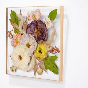 Pressed Flower Frame Square Wedding Bouquet Preservation Floating Frame with Acrylic Preserved Dried Flower Wall Art Tile Bridal Shower Gift