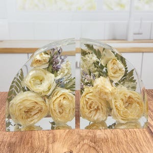 Resin Bouquet Preservation Bookend Preserved Flower Bookend Dried Flower Book End Save Wedding Bouquet Bookish Bride Gift Resin Bookend Set