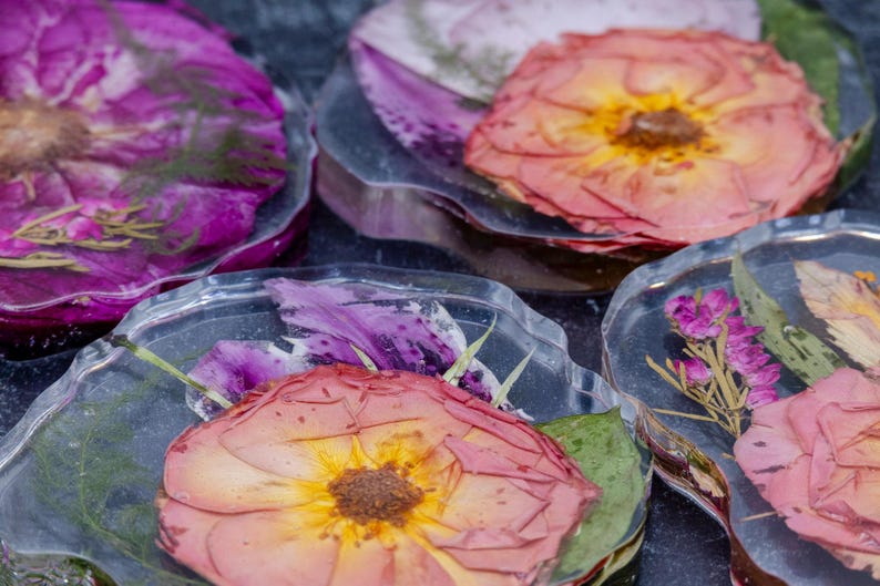 Resin Flower Preservation Epoxy Wedding Flower Coaster Pressed Flower Gift for Bride with Preserved Bouquet Dried Flower Art New Home Decor Bild 14