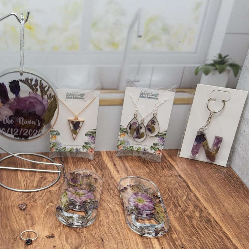 Purple Flower Preservation Letter Keychain