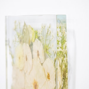 Pressed Flower Preservation Wall Art Floating Flower Resin Wall Art