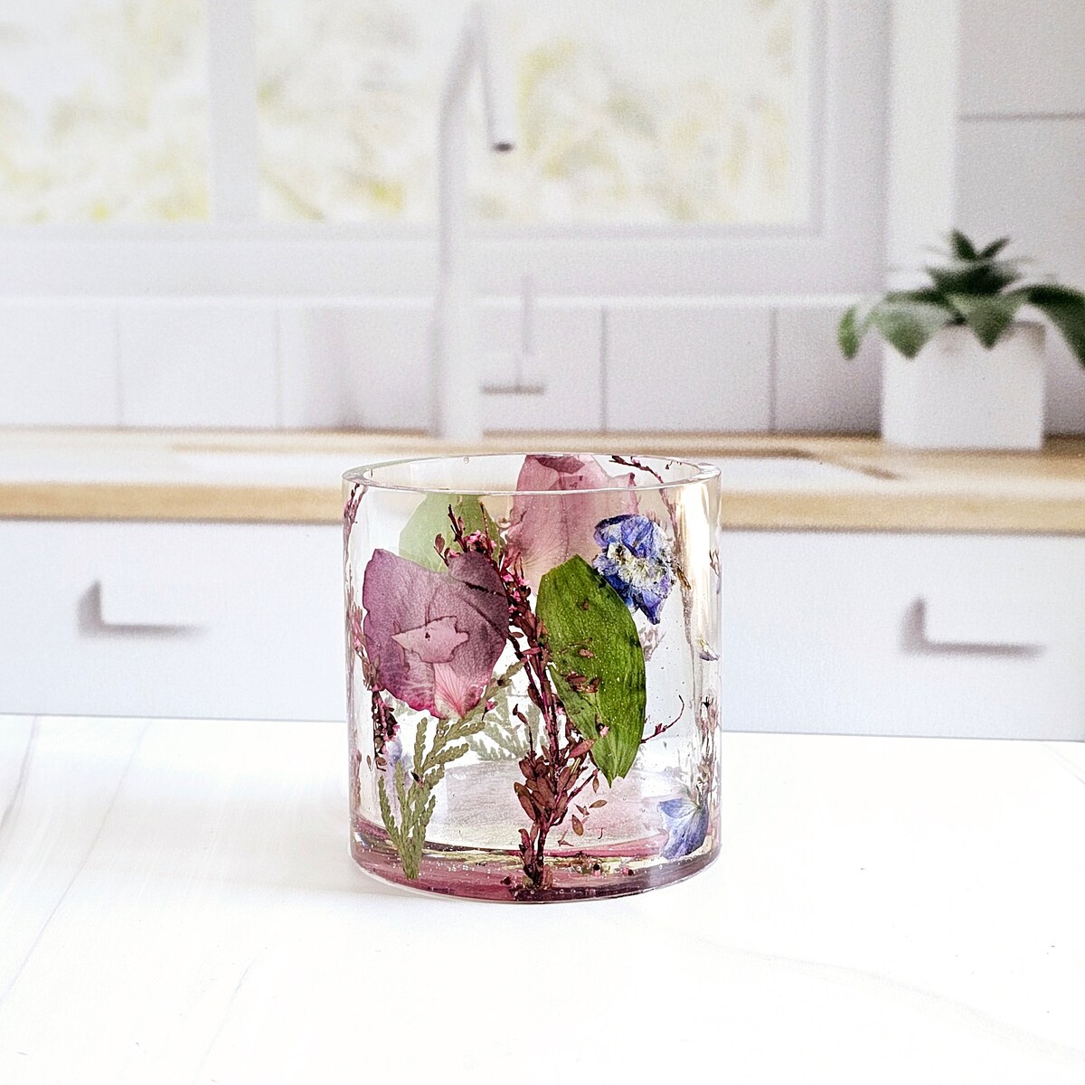 Preserved Flowers WHISKEY GLASS - Unique Resin Dried Flower Preservation Cup & Wedding Votive Holder