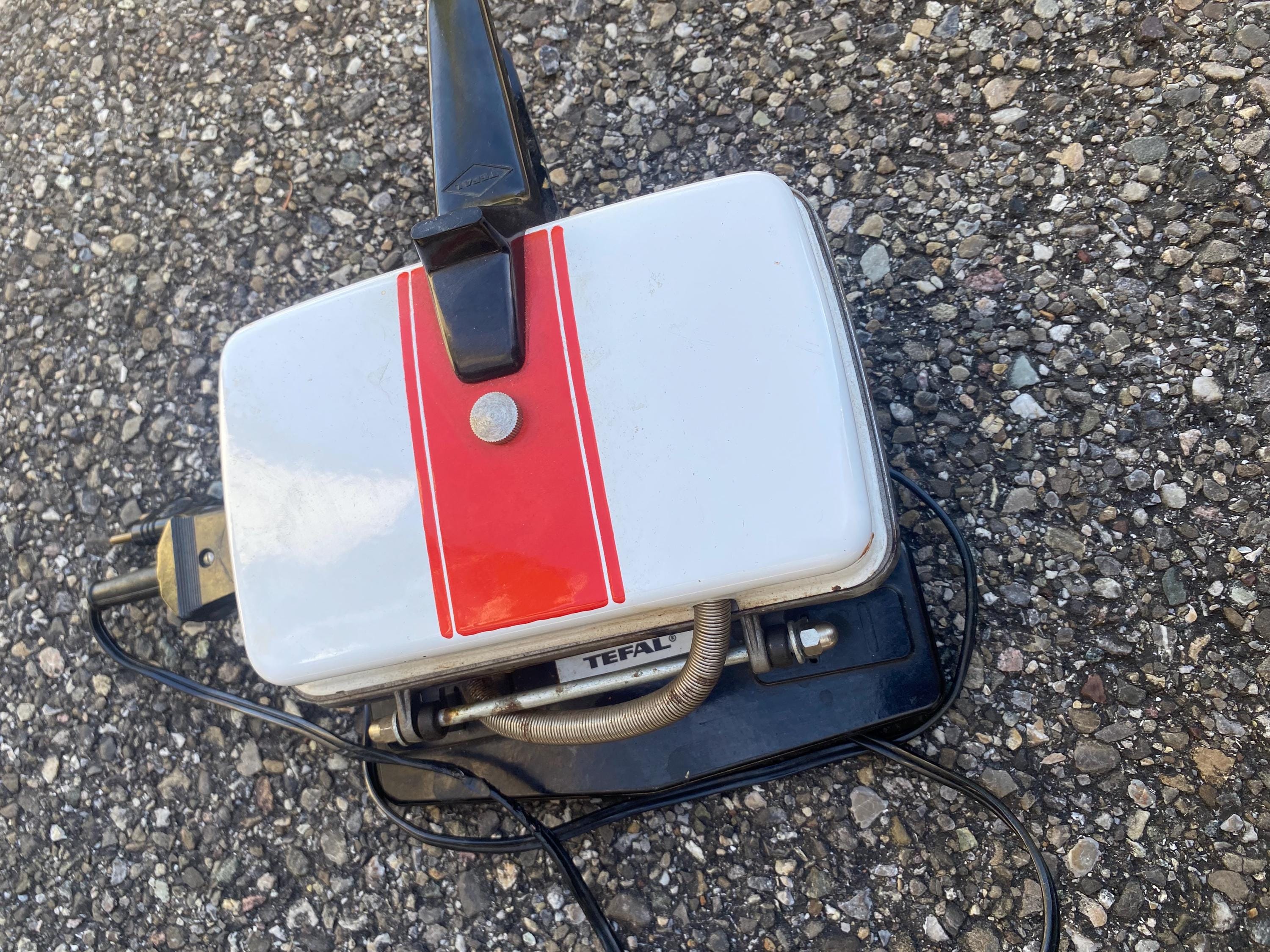 Vintage Gaufrier Tefal ( pour déco ou utilisation)