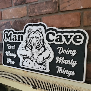 Lambe essa cerveja, caverna do homem. Arquivos digitais para gravação em V em madeira e MDF com fresa CNC.