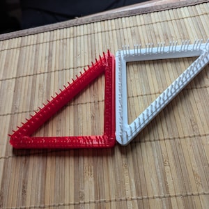 Cadres triangulaires pour métier à tisser (sans clous, métier à tisser à 3 broches) - tailles 2&quot; et 4&quot;