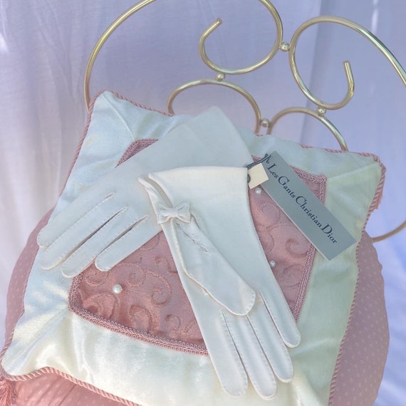 Vintage 1950’s Christian Dior 100% cotton cream-w