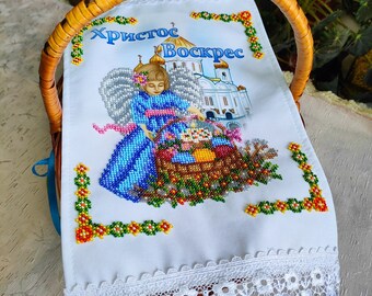 Handgemaakte hoes voor mand met paasengelkralen, Oekraïense geborduurde handdoek met paashaas