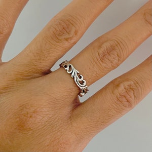 Sterling silver vines ring, vines ring, swirl ring, silver vines ring, band ring, silver vines band ring, silver band