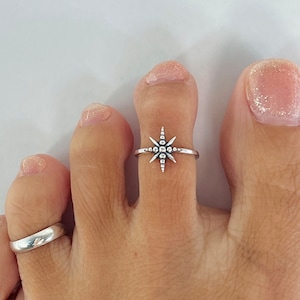 Sterling silver star toe ring, star toe ring, silver toe ring, star ring, star midi ring, silver midi ring