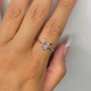 Sterling silver Taurus ring, zodiac ring, astrology ring, horoscope ring, silver Taurus ring, silver zodiac ring