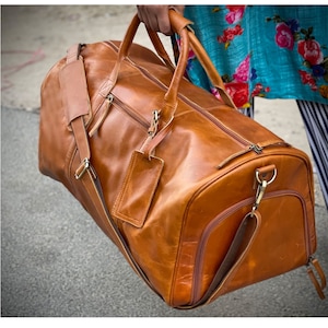 Groomsmen gift leather duffel bag SET OF 6 SET 7 8 leather weekend bag with shoe compartment oversized duffle gifts for men wedding proposal