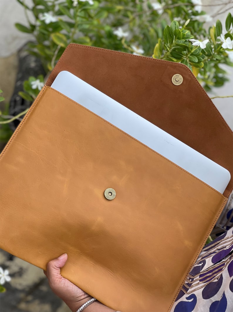 MacBook Pro / Air 13" 15" 16" leather laptop sleeve, leather laptop case, Personalized laptop sleeve, Envelope sleeve, Monogrammed gifts her image 10