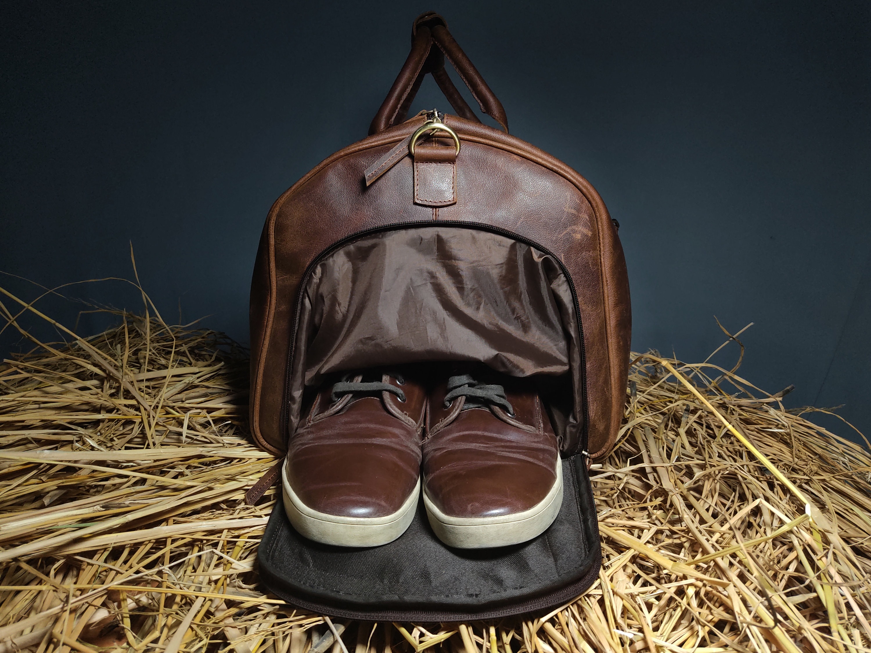 Mens leather duffle bag with shoe compartment sale