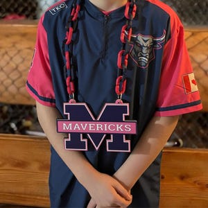 Chaîne MVP Hype personnalisée | Chaîne avec logo d'équipe | Chaîne de récompenses sportives | Collier d'équipe personnalisé en acrylique | Baseball, Hockey, Football, Football