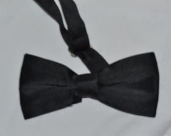 Retro Black Bow Tie