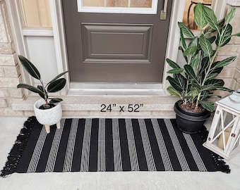 Black and White Stripe Rug Indoor/outdoor Rug Door Mat Layering Rug Porch  Decor Large Accent Rug Boho Decor 