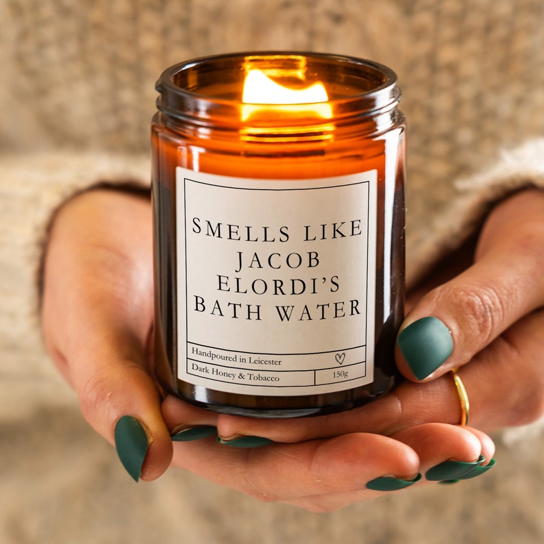 Smells like Jacob Elordi's Bath Water, Celebrity Personalised Candle, Funny Gift for Friend, Present, Jacob Elordi, Funny Message Candle image 1
