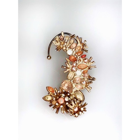 CHANEL Haute Couture Jeweled Ear Cuff