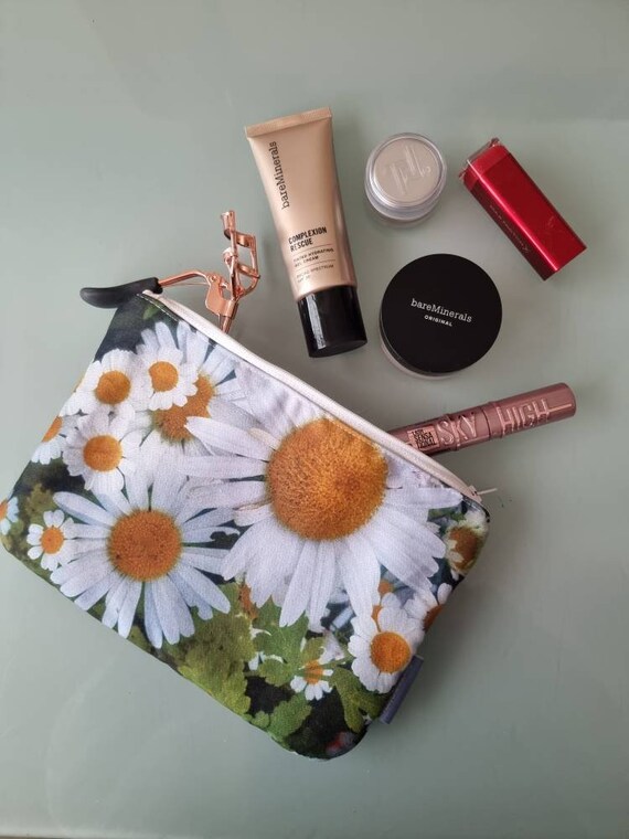 Pouch.Clutch.Cosmetic bag. Pencil case. Small handbag. Toiletry bag. Make up bag. Phone pouch. White&Yellow Daisies flower.Gift. Accessories