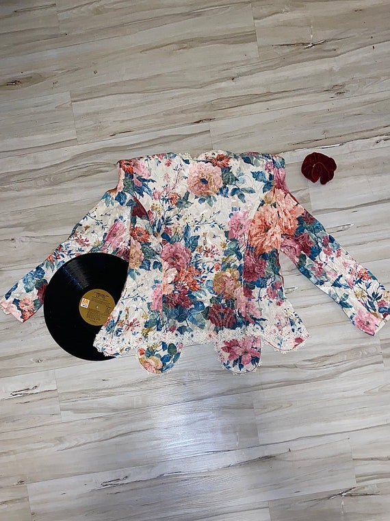 Vintage 70’s (medium) Floral “Nah Nah” Blazer - image 2