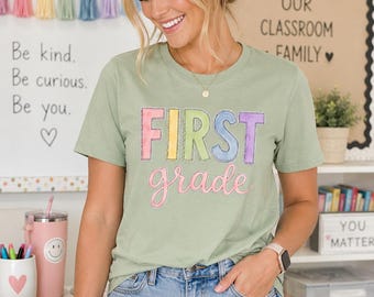 Maglietta per maestra di prima elementare / Maglietta per la scuola elementare con acquerelli, design con mela per il ritorno a scuola