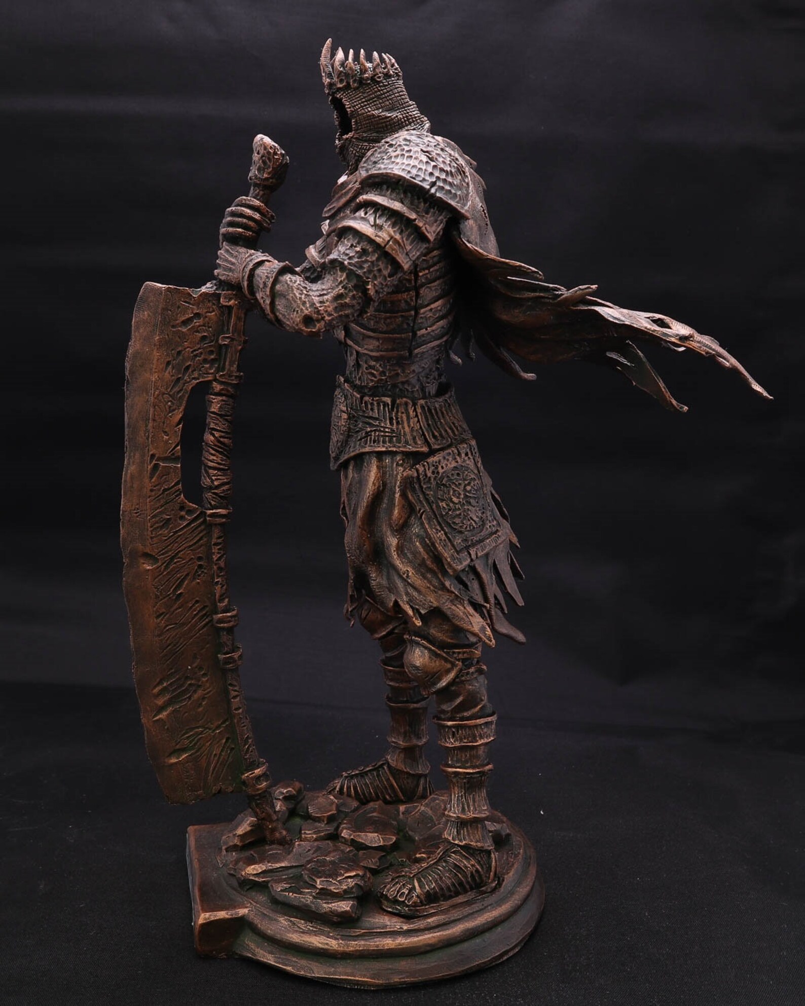 lord of cinder statue