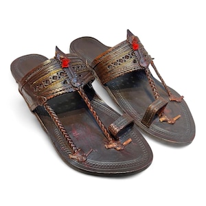 Brown Kolhapuri Chappal Men