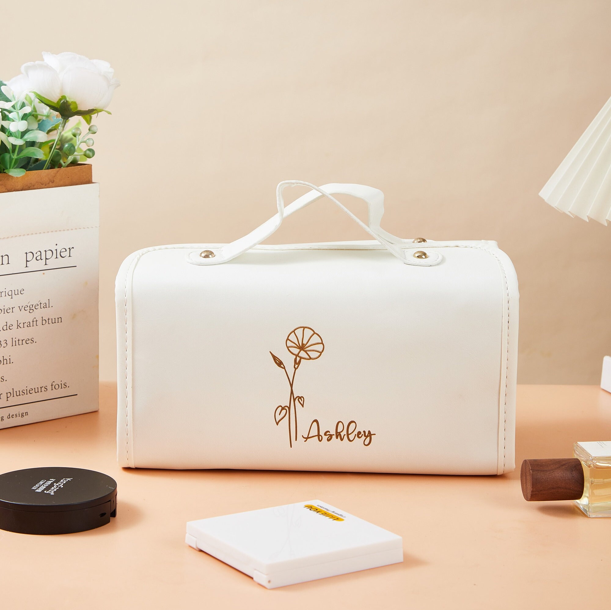 Custom Name & Birth Flower Makeup Bag, Bridesmaid Make up Bag, Cosmetic Bag for Women, Bridesmaid Gifts Proposal, Birthday Gift, Travel Bag