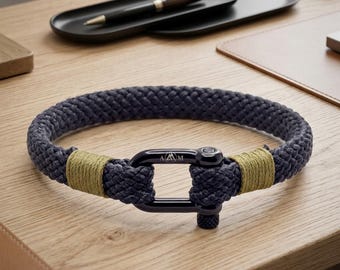 Adjustable Black Paracord Bracelet, Stainless Steel Shackle