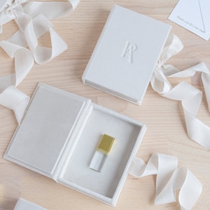 USB-Box mit Logo