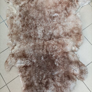 Real Sheep fur skin,  soft fur for floor rug.