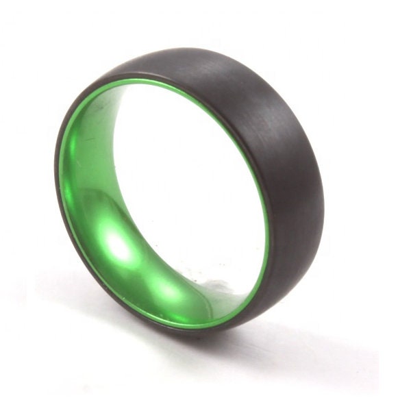 Zwarte en groene wolfraam ring, heren wolfraam trouwring, 8 mm groene wolfraam ring, zwarte en groene ring, aluminium binnenhoes, man ring