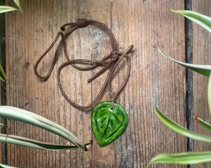 Aal Green Beaded Leaf Necklace main image 1